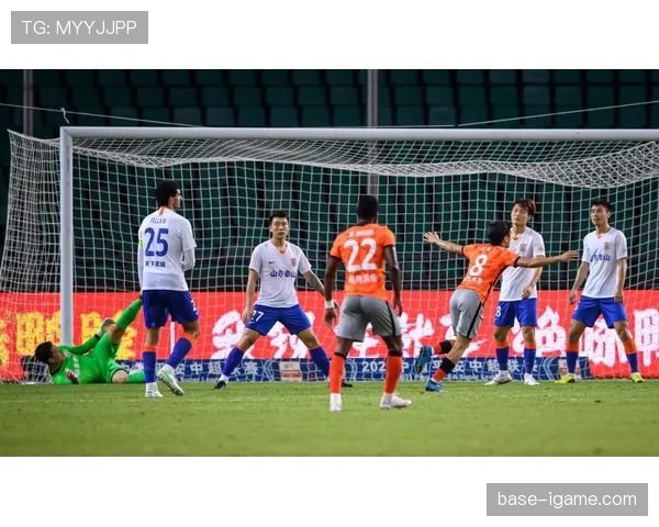 马洛卡中场发挥出色,助力球队力争新赛季佳绩 马洛卡中场发挥出色,助力球队力争新赛季佳绩