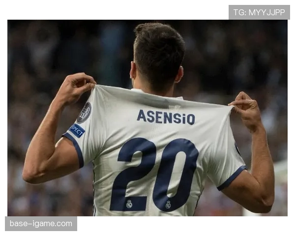 阿森西奥技术复盘揭示足球战术新风向,亮眼表现引关注 阿森西奥技术复盘揭示足球战术新风向,亮眼表现引关注