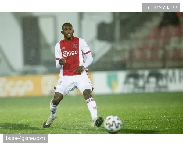 格罗宁根足球俱乐部公布新转会策略，聚焦年轻人才以持续提升竞争力