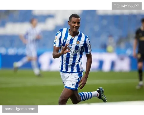 西甲焦点战：白红军团状态回升，斩获赛季第三胜