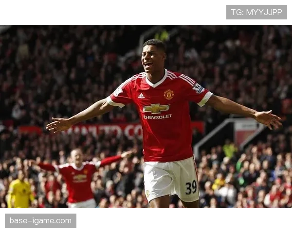 阿尔瓦雷斯与拉什福德：多位置适应性及战术价值对比分析