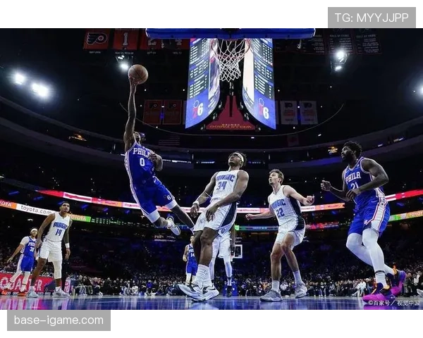 阿布杜尔-贾巴尔内线统治力提升，挡拆配合带动球队得分爆发